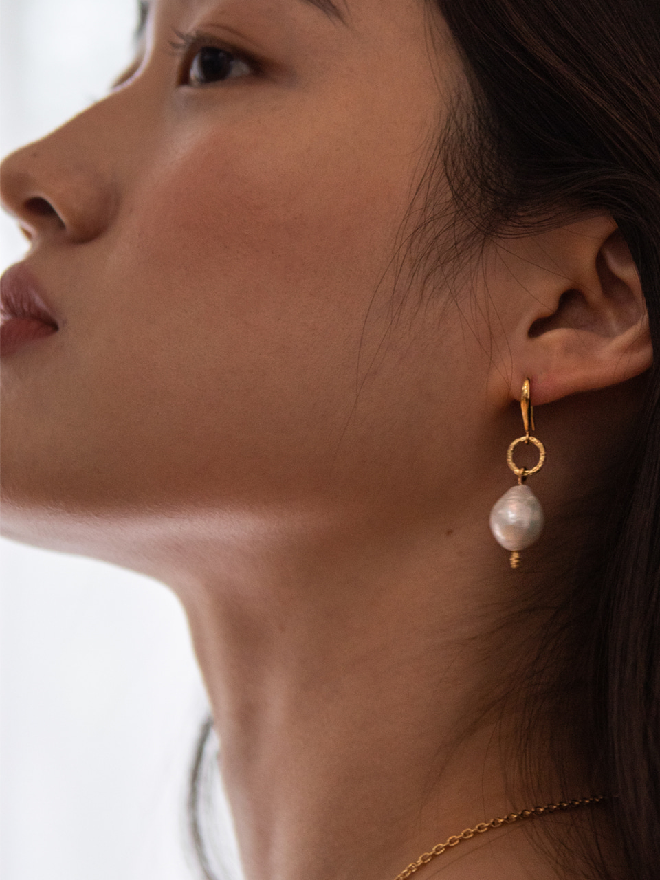 natural pearl earring